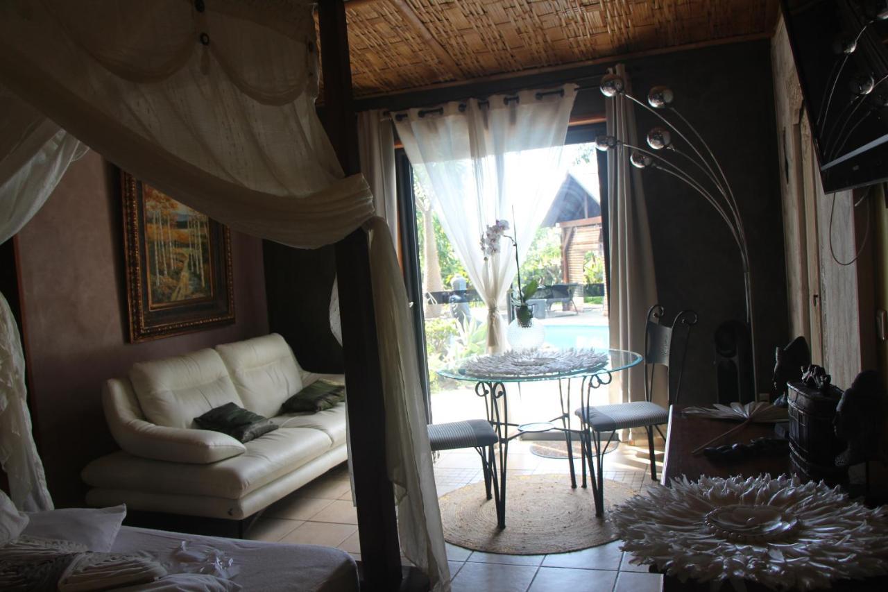 La Liane De Jade 974-Lodge Le Palissandre - Jacuzzi Privatif - Piscine Chauffee Le Bois de Nefles  Ngoại thất bức ảnh