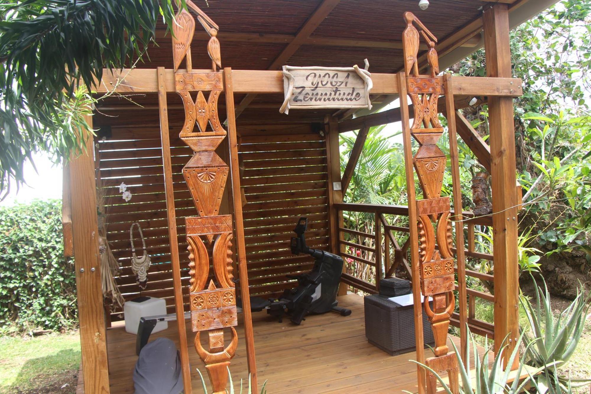 La Liane De Jade 974-Lodge Le Palissandre - Jacuzzi Privatif - Piscine Chauffee Le Bois de Nefles  Ngoại thất bức ảnh